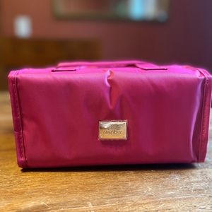 Travel toiletry bag NWOT